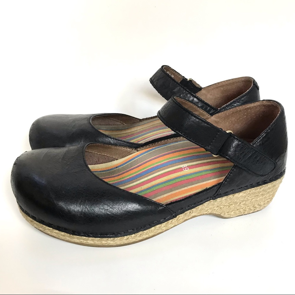 DANSKO a black leather Mary Jane low platform shoes- 39/ 8.5-9